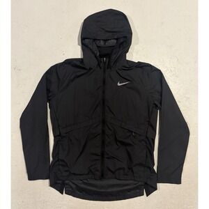 Nike Women's Essential Repel Black Reflec Running Jacket CV8282-010 Medium